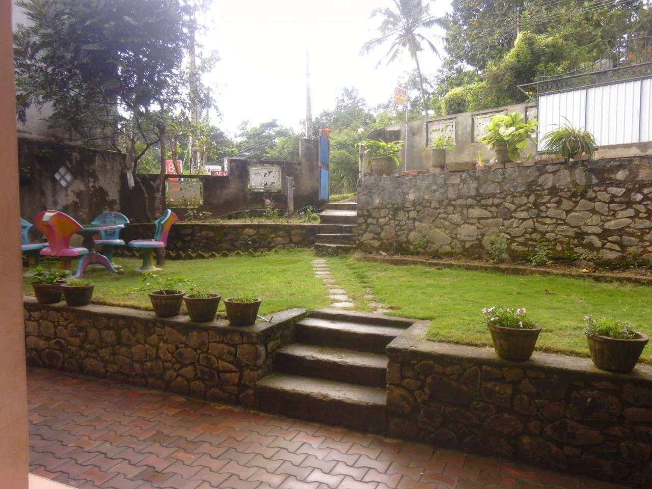 Jasmine Garden Inn Ella Exterior photo